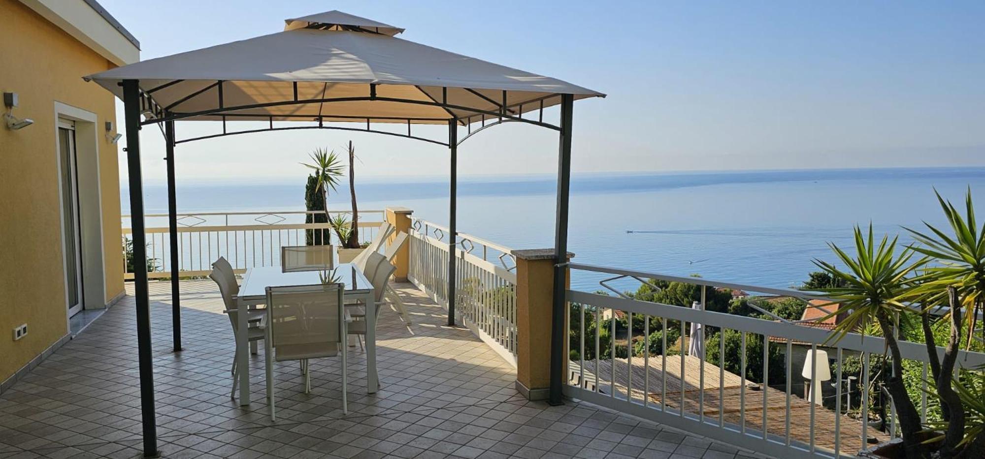 La Conchiglia Vista Mare Apartment Imperia